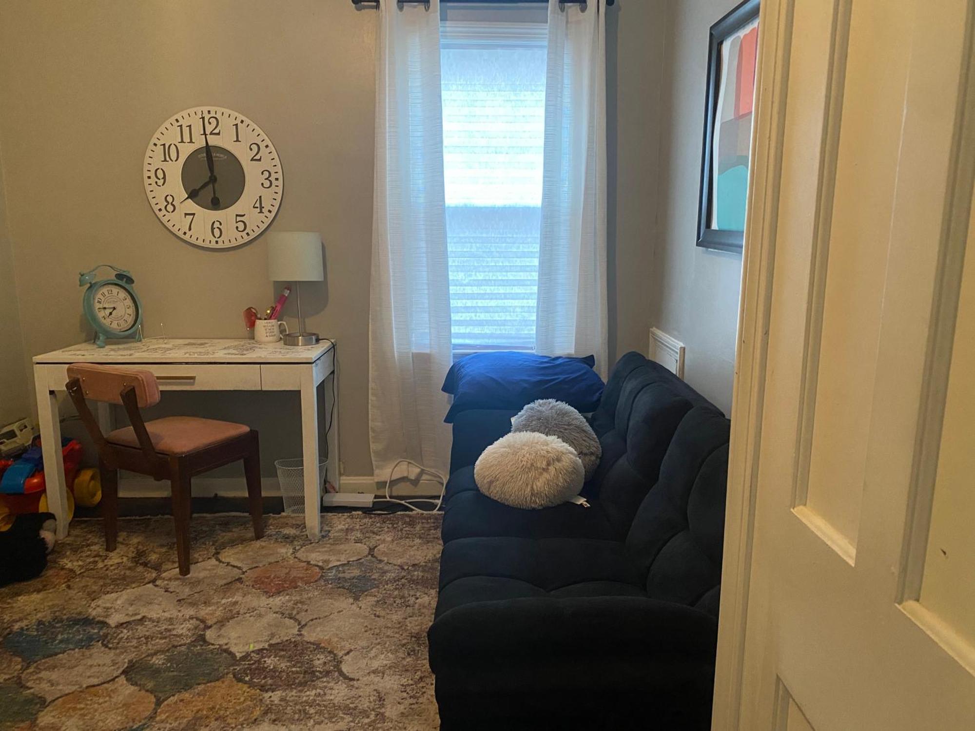 Cozy, 1St Floor Apartment 2Bdrms Plus Semi Private Room With Futon Pets With Fee Family Friendly Close To Everything 克里夫兰 外观 照片